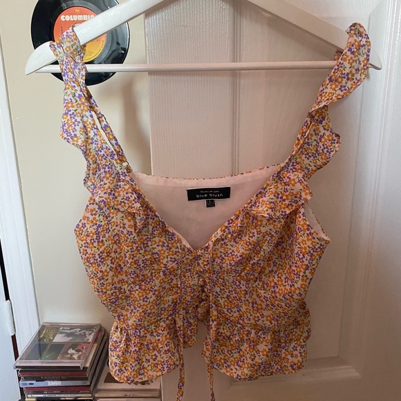 Blue Blush Ruffle Floral Crop Top - Picture 5 of 8